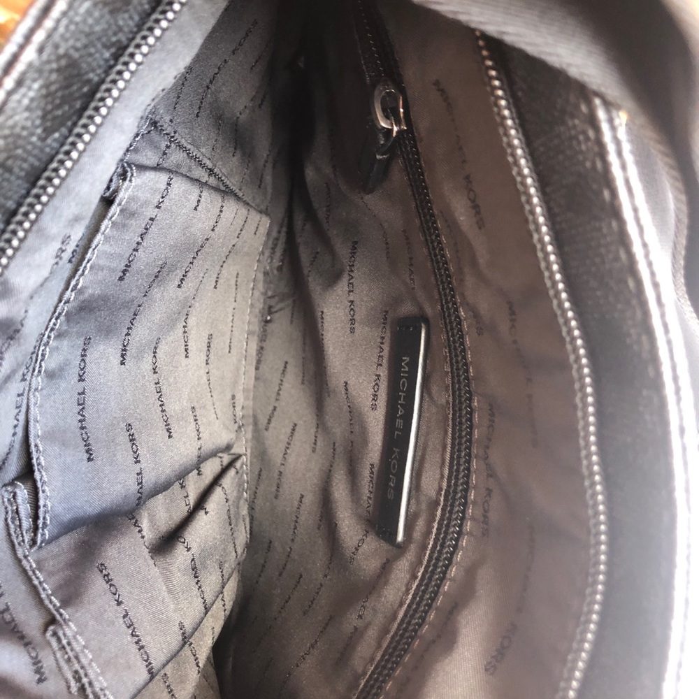 Michael Kors Black Men’s Messenger Bag - Picture 7 of 8